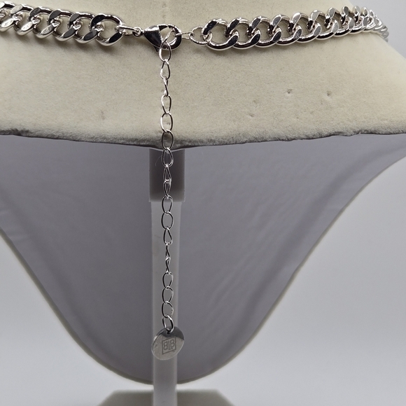 BB LILA Women's 18" Silver Beautiful Baby Necklace Cuban Link Chain Flat Lay - Picture 6 of 7